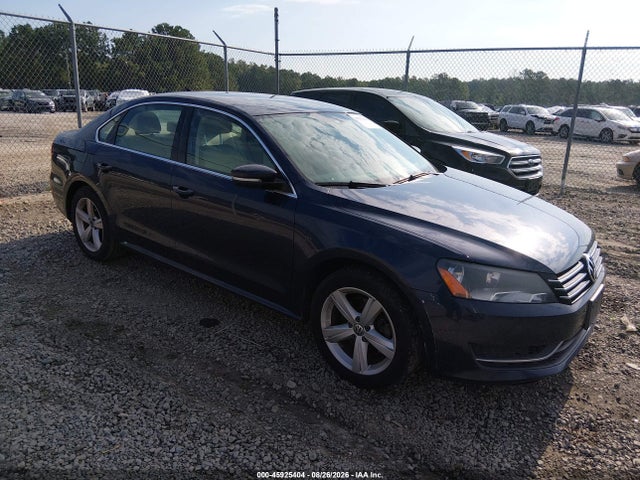 Продаж на аукціоні авто 2014 Volkswagen Passat 1.8t Se, vin: 1VWBT7A31EC069753, номер лоту: 45925404