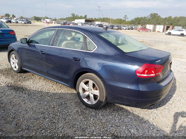 Продаж на аукціоні авто 2014 Volkswagen Passat 1.8t Se, vin: 1VWBT7A31EC069753, номер лоту: 45925404