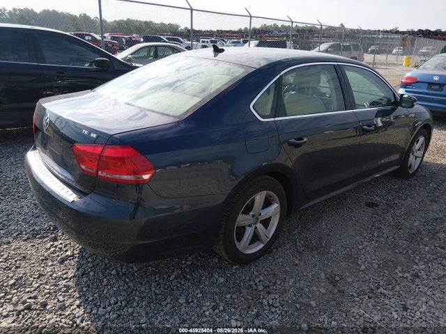 Продаж на аукціоні авто 2014 Volkswagen Passat 1.8t Se, vin: 1VWBT7A31EC069753, номер лоту: 45925404