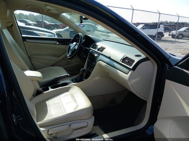 Продаж на аукціоні авто 2014 Volkswagen Passat 1.8t Se, vin: 1VWBT7A31EC069753, номер лоту: 45925404