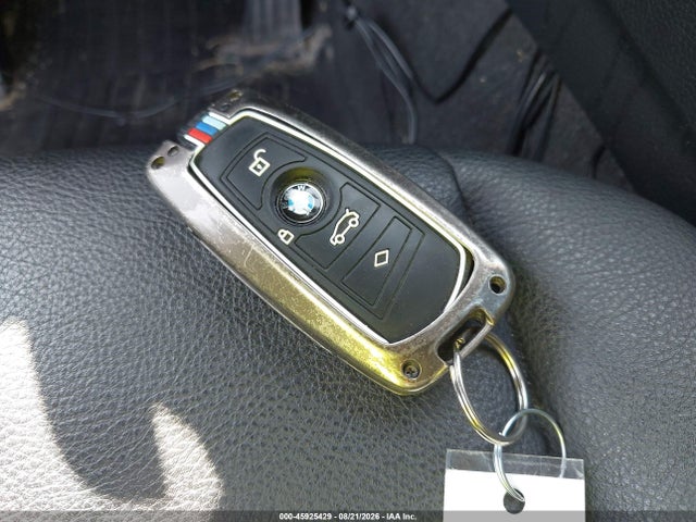 Aukcja sprzedaży 2015 Bmw 320i Xdrive, vin: WBA3C3G5XFNT52342, numer aukcji: 45925429