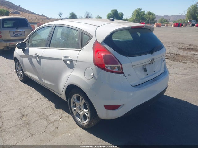 3FADP4EJXFM164373 Ford FIESTA SE
