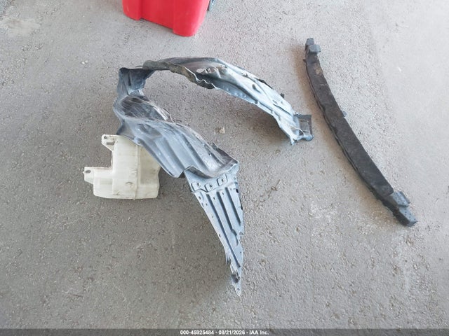 45925484 :رقم المزاد ، 5YFEPMAE0NP277067 vin ، 2022 Toyota Corolla Le مزاد بيع