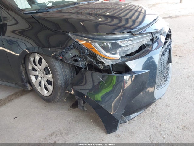 45925484 :رقم المزاد ، 5YFEPMAE0NP277067 vin ، 2022 Toyota Corolla Le مزاد بيع