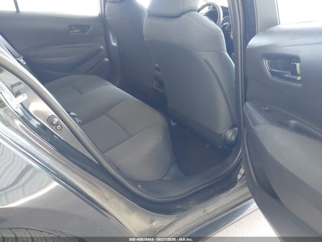 45925484 :رقم المزاد ، 5YFEPMAE0NP277067 vin ، 2022 Toyota Corolla Le مزاد بيع