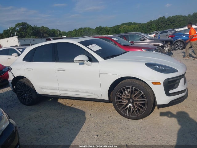 Aukcja sprzedaży 2025 Porsche Macan T, vin: WP1AA2A59SLB15526, numer aukcji: 45925488