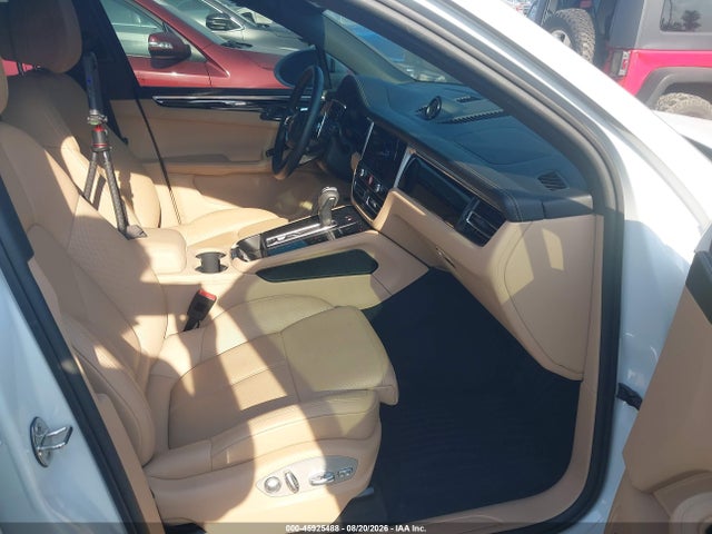 Aukcja sprzedaży 2025 Porsche Macan T, vin: WP1AA2A59SLB15526, numer aukcji: 45925488