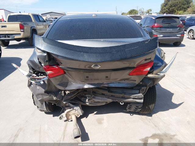 45925525 :رقم المزاد ، 3N1AB7AP8JY334208 vin ، 2018 Nissan Sentra Sr مزاد بيع