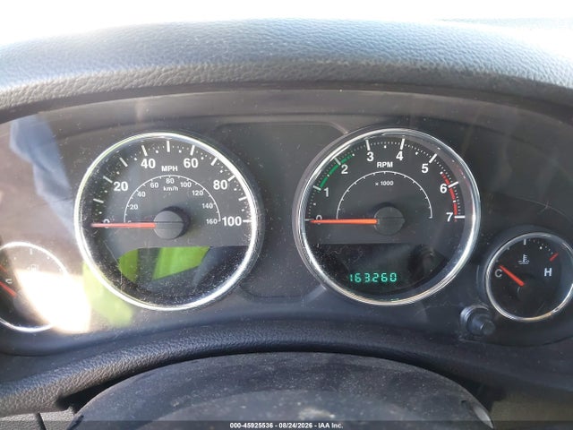45925536 :رقم المزاد ، 1J4BA3H15BL561245 vin ، 2011 Jeep Wrangler Unlimited Sport مزاد بيع