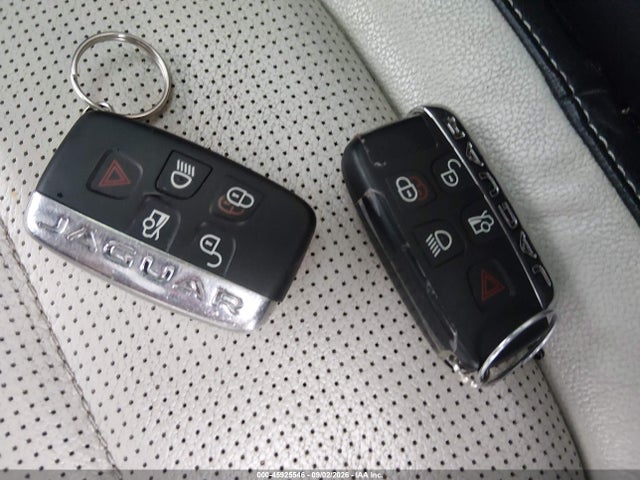 45925546 :رقم المزاد ، SAJAL4BN9HA951154 vin ، 2017 Jaguar Xe 20d R-sport مزاد بيع