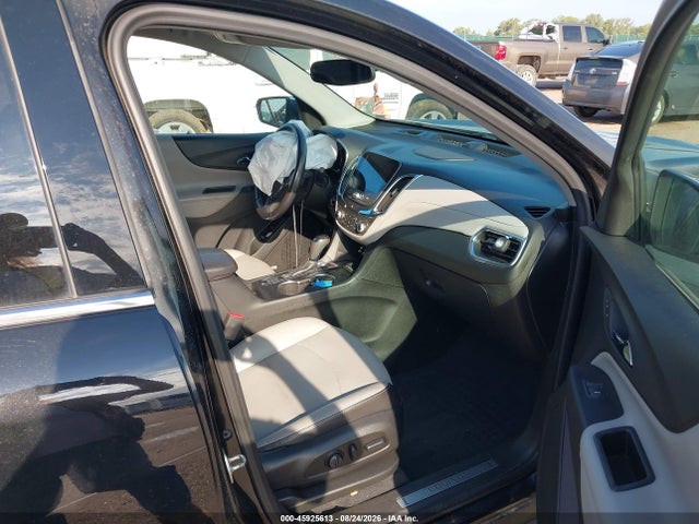 Продажа на аукционе авто 2020 Chevrolet Equinox Awd Premier 2.0l Turbo, vin: 2GNAXYEX1L6158063, номер лота: 45925613