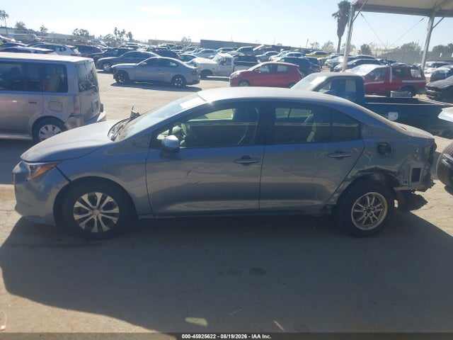 JTDEAMDE1NJ054828 Toyota Corolla Hybrid Le
