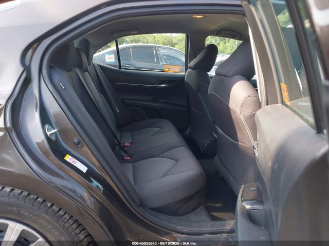 Продажа на аукционе авто 2018 Toyota Camry Hybrid Le, vin: 4T1B31HK3JU500378, номер лота: 45925643
