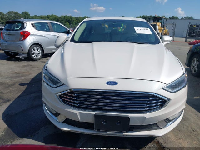 2017 Ford Fusion Hybrid Titanium მანქანა იყიდება აუქციონზე, vin: 3FA6P0RU8HR360002, აუქციონის ნომერი: 45925671