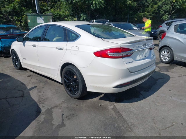 2017 Ford Fusion Hybrid Titanium მანქანა იყიდება აუქციონზე, vin: 3FA6P0RU8HR360002, აუქციონის ნომერი: 45925671