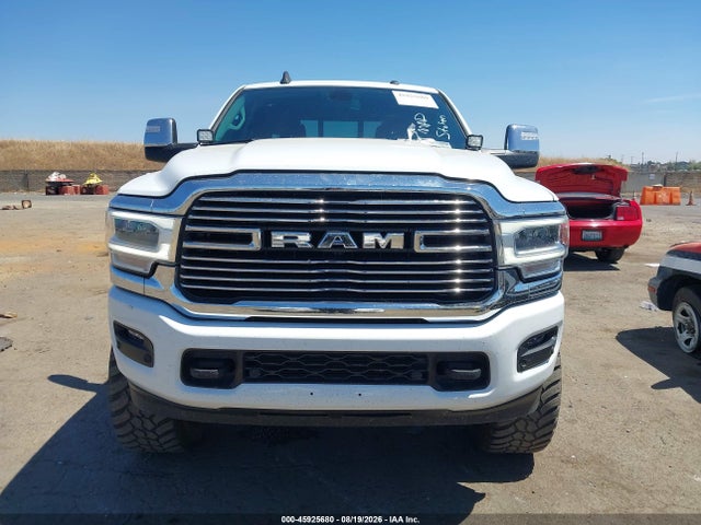 3C6UR5FL4RG197597 RAM 2500 Laramie 4x4 6&#039;4 Box