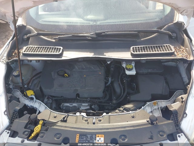 45925720 :رقم المزاد ، 1FMCU0GD9JUB15681 vin ، 2018 Ford Escape Se مزاد بيع