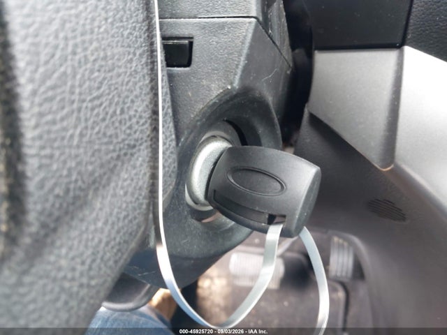 45925720 :رقم المزاد ، 1FMCU0GD9JUB15681 vin ، 2018 Ford Escape Se مزاد بيع