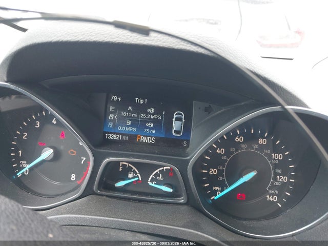 45925720 :رقم المزاد ، 1FMCU0GD9JUB15681 vin ، 2018 Ford Escape Se مزاد بيع