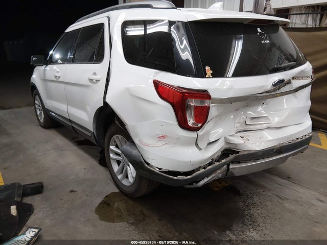 Ford EXPLORER XLT 2017 1FM5K7D86HGE24662 Image 3