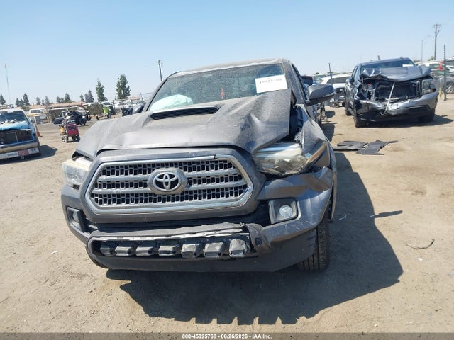 3TMAZ5CN2HM047683 Toyota Tacoma Trd Sport