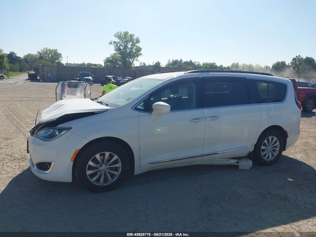 Aukcja sprzedaży 2017 Chrysler Pacifica Touring-l, vin: 2C4RC1BG7HR524388, numer aukcji: 45925770