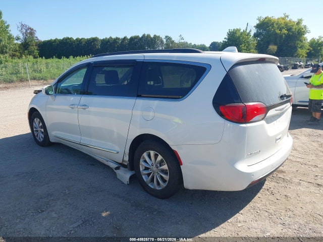 Aukcja sprzedaży 2017 Chrysler Pacifica Touring-l, vin: 2C4RC1BG7HR524388, numer aukcji: 45925770
