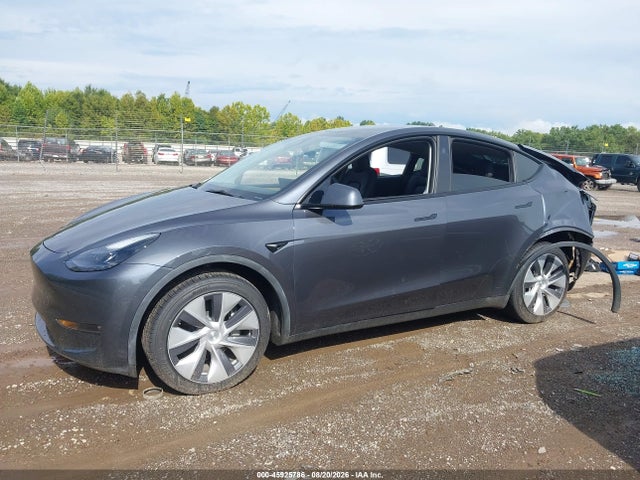 Продажа на аукционе авто 2023 Tesla Model Y Awd/long Range Dual Motor All-wheel Drive, vin: 7SAYGDEE7PF912973, номер лота: 45925786