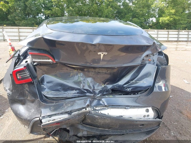 Продажа на аукционе авто 2023 Tesla Model Y Awd/long Range Dual Motor All-wheel Drive, vin: 7SAYGDEE7PF912973, номер лота: 45925786