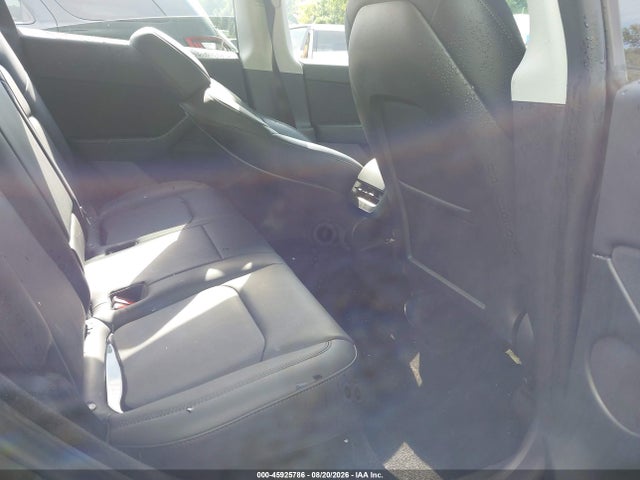 Продажа на аукционе авто 2023 Tesla Model Y Awd/long Range Dual Motor All-wheel Drive, vin: 7SAYGDEE7PF912973, номер лота: 45925786