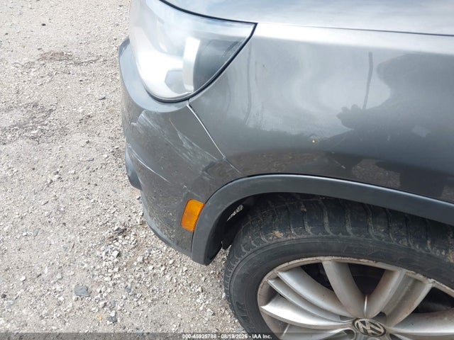 2012 Volkswagen Tiguan Se მანქანა იყიდება აუქციონზე, vin: WVGAV7AX4CW002843, აუქციონის ნომერი: 45925788