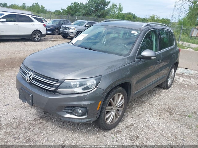 2012 Volkswagen Tiguan Se მანქანა იყიდება აუქციონზე, vin: WVGAV7AX4CW002843, აუქციონის ნომერი: 45925788