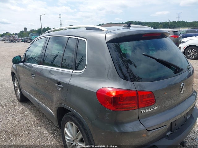 2012 Volkswagen Tiguan Se მანქანა იყიდება აუქციონზე, vin: WVGAV7AX4CW002843, აუქციონის ნომერი: 45925788