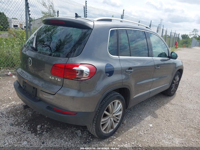 2012 Volkswagen Tiguan Se მანქანა იყიდება აუქციონზე, vin: WVGAV7AX4CW002843, აუქციონის ნომერი: 45925788
