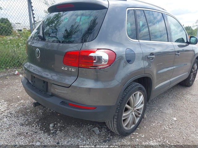 2012 Volkswagen Tiguan Se მანქანა იყიდება აუქციონზე, vin: WVGAV7AX4CW002843, აუქციონის ნომერი: 45925788