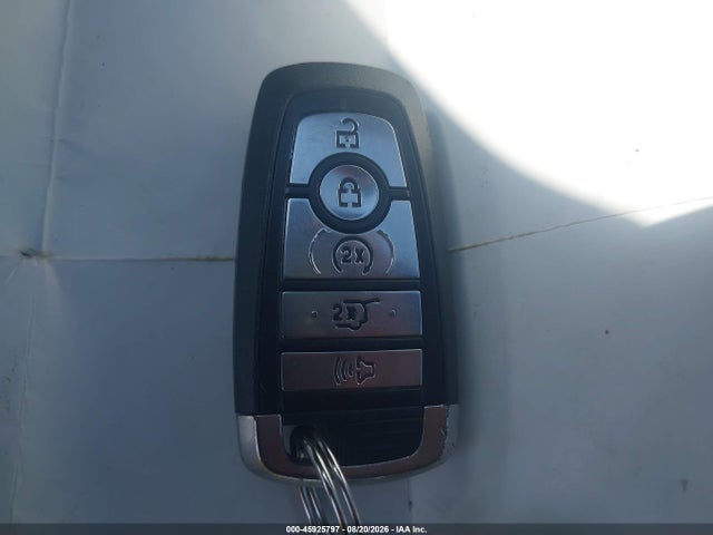 Продажа на аукционе авто 2018 Ford Expedition Max Limited, vin: 1FMJK1KT3JEA18665, номер лота: 45925797