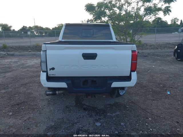 2024 Toyota Tacoma Sr5 მანქანა იყიდება აუქციონზე, vin: 3TMKB5FNXRM002674, აუქციონის ნომერი: 45925810