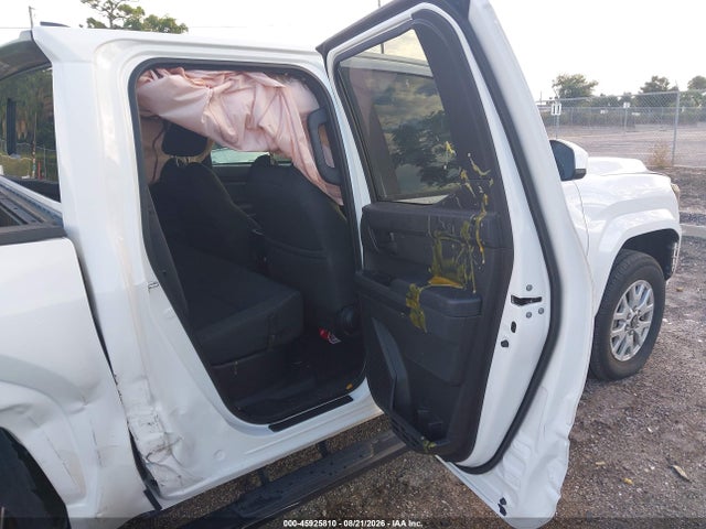 2024 Toyota Tacoma Sr5 მანქანა იყიდება აუქციონზე, vin: 3TMKB5FNXRM002674, აუქციონის ნომერი: 45925810