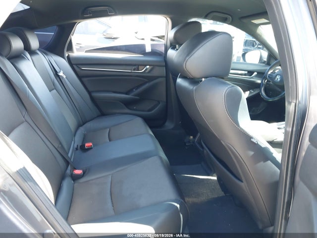 1HGCV1F32LA121134 Honda Accord Sport