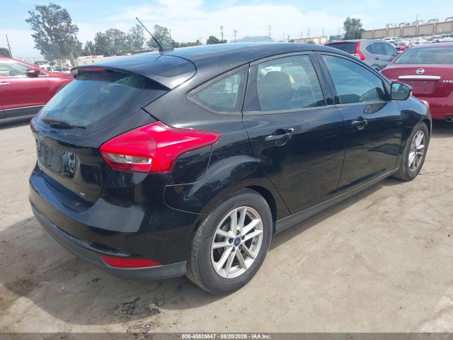 1FADP3K28GL407088 Ford FOCUS SE