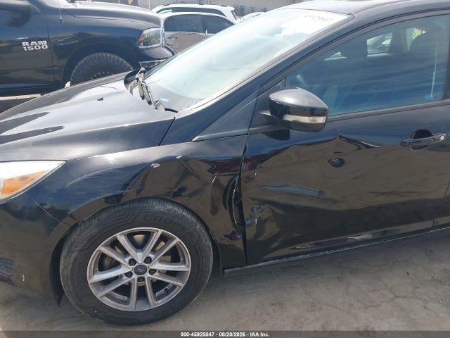 1FADP3K28GL407088 Ford FOCUS SE