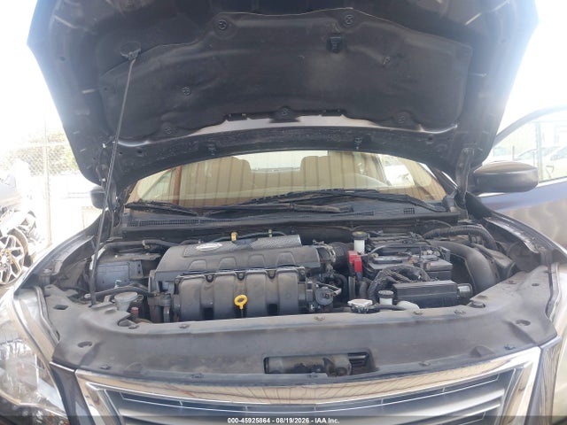 2014 Nissan Sentra Sr მანქანა იყიდება აუქციონზე, vin: 3N1AB7AP8EY226483, აუქციონის ნომერი: 45925864