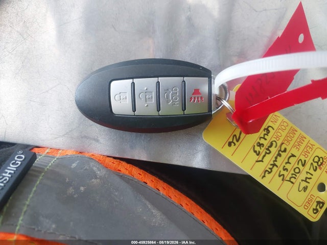 2014 Nissan Sentra Sr მანქანა იყიდება აუქციონზე, vin: 3N1AB7AP8EY226483, აუქციონის ნომერი: 45925864