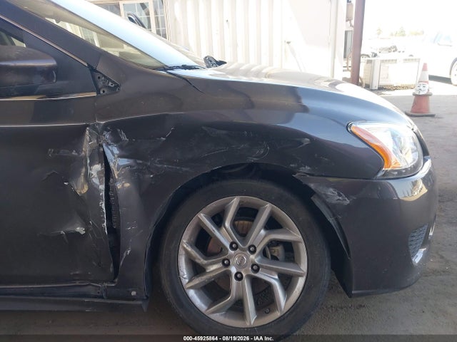 2014 Nissan Sentra Sr მანქანა იყიდება აუქციონზე, vin: 3N1AB7AP8EY226483, აუქციონის ნომერი: 45925864