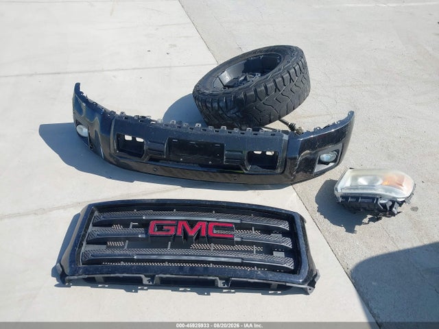 3GTU2VEC6EG418576 GMC Sierra 1500 Slt