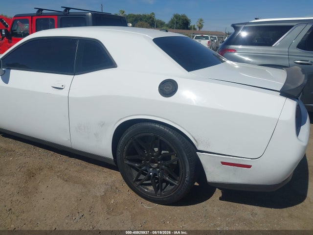 Dodge Challenger Sxt 2019 2C3CDZAG1KH751015 Image 18