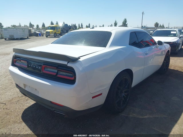 Dodge Challenger Sxt 2019 2C3CDZAG1KH751015 Image 4