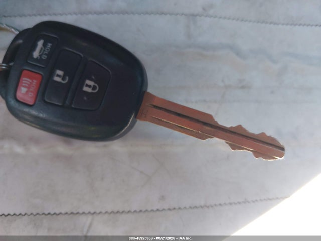 2016 Toyota Corolla S Plus მანქანა იყიდება აუქციონზე, vin: 2T1BURHE0GC719962, აუქციონის ნომერი: 45925939