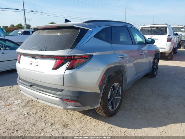 Hyundai TUCSON SEL 2025 5NMJBCDE5SH545670 Image 4