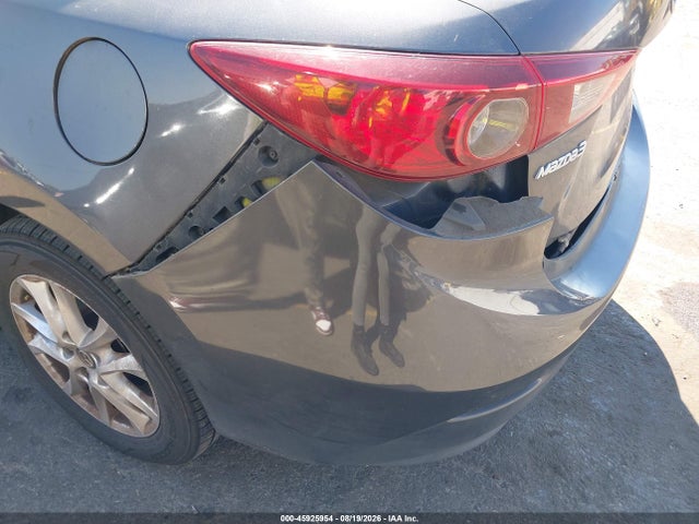 Продажа на аукционе авто 2016 Mazda Mazda3 I Sport, vin: JM1BM1U78G1289689, номер лота: 45925954